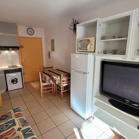 Appart le Lavandou (le st James) 2 étoiles Appartamento *